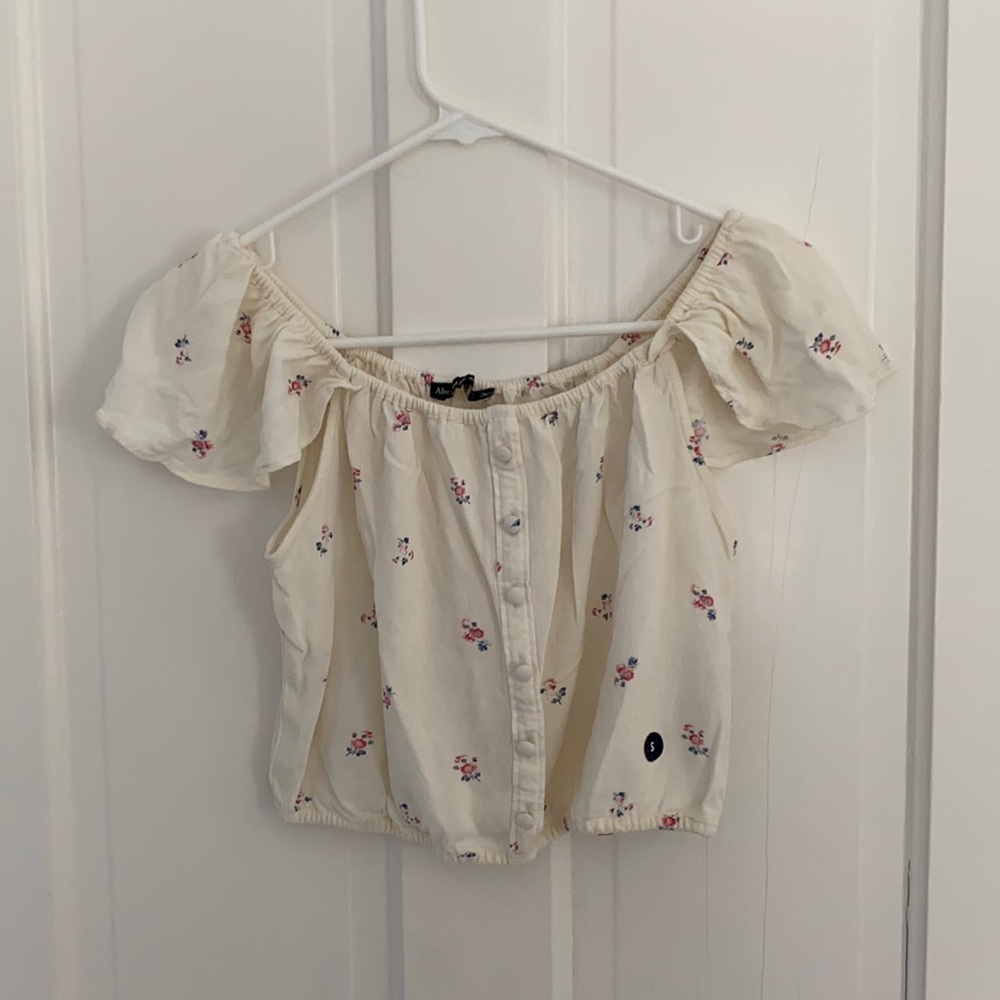 Abercrombie & Fitch Cinched Hem Off Shoulder Top